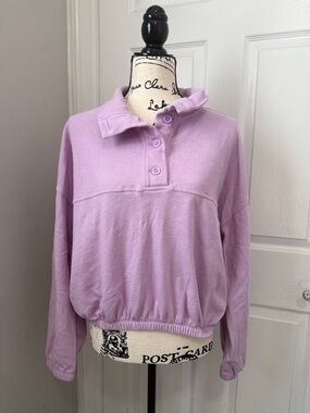 Old Navy Lilac Button-Front Pullover Top
